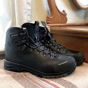 Mammut Kootenay 5 leather hiking boot Women’s 10.5 Narrow, Motion Control